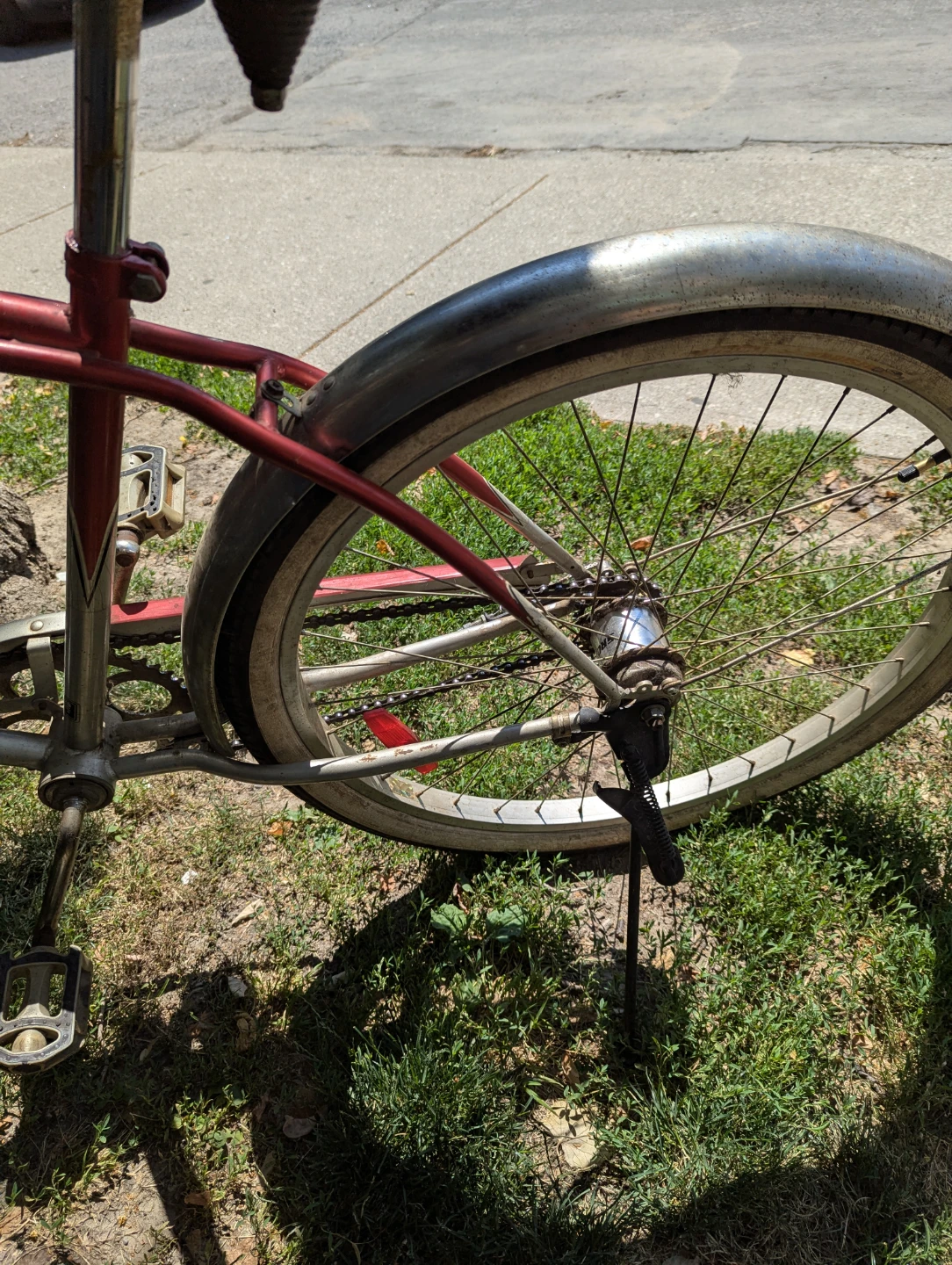 Red CCM Super 3 Speed Cruiser Bicycle - photo 5