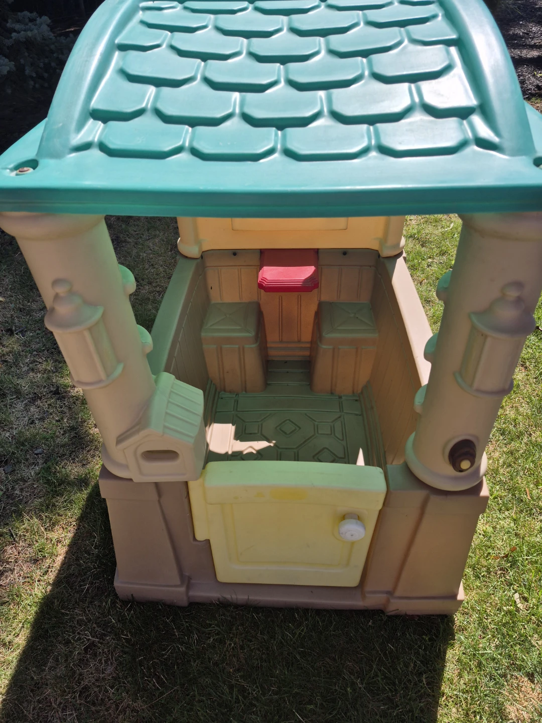 Amazing Step2 Play House - great fun!
