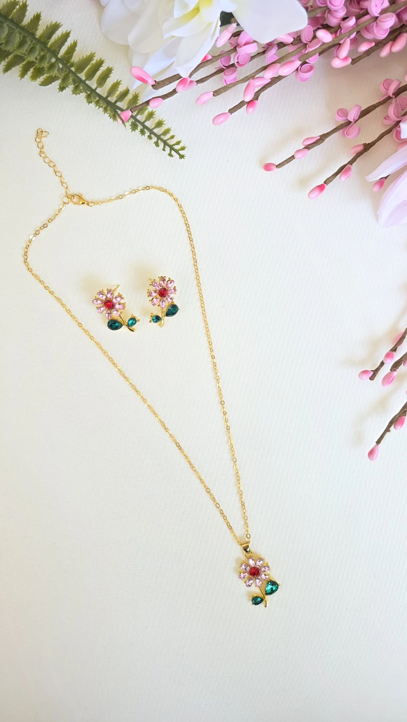 Flower Necklace and Earrings Set - photo 3