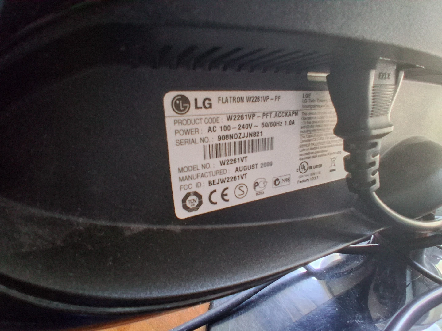 LG Flatron W2261VP-PF Monitor 60hz