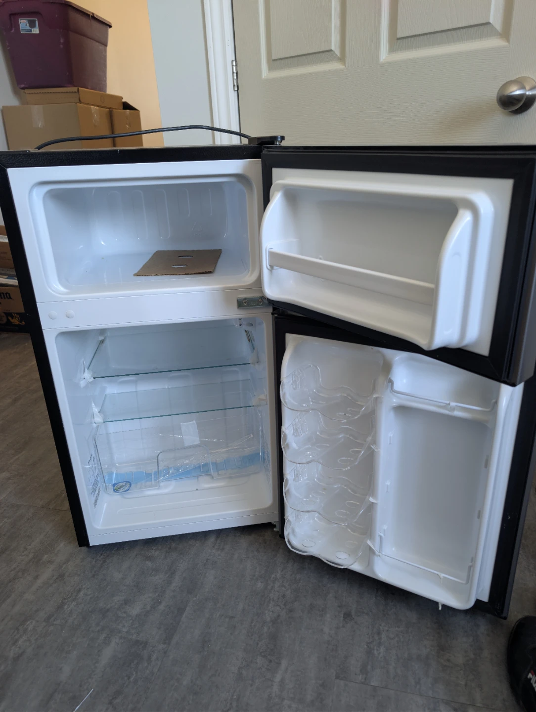 Hisense Compact Refrigerator