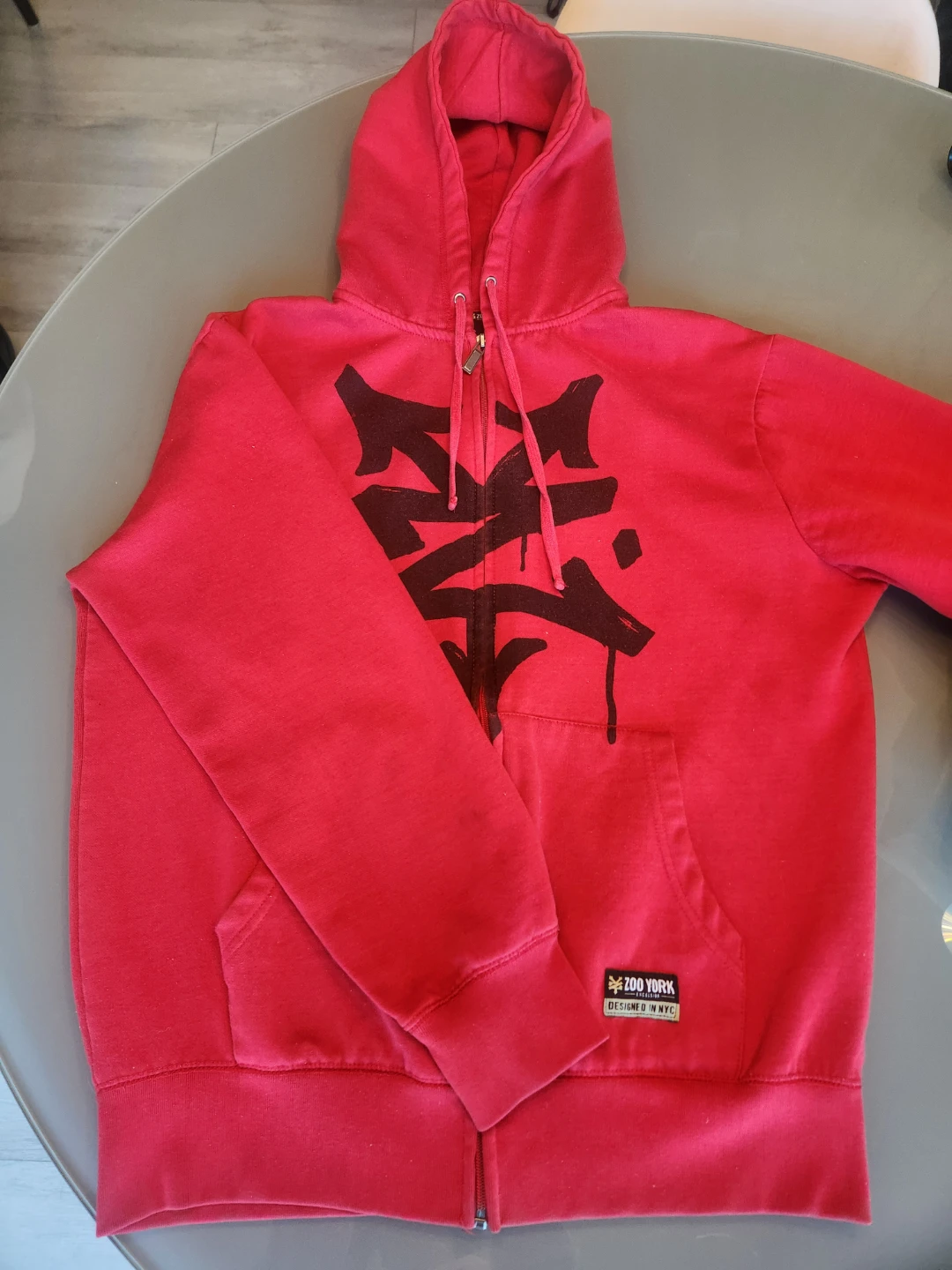 ​Zoo York Red Full-Zip Graffiti Hoodie (Size XL)