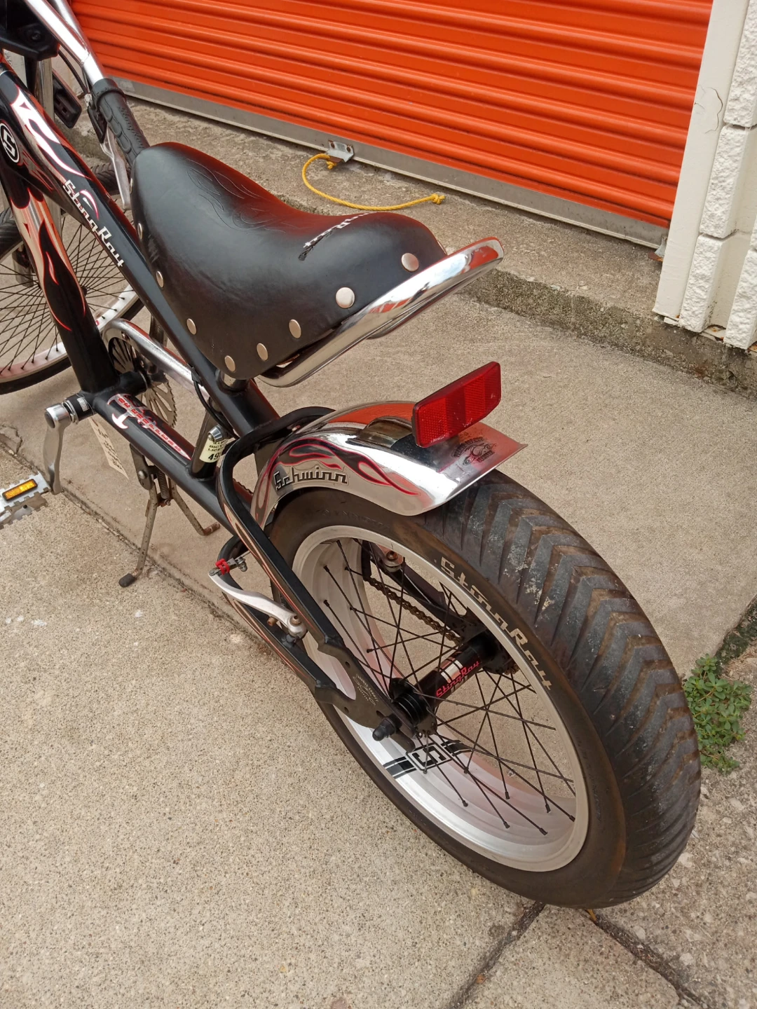 Schwinn Sting-Ray Chopper Bicycle - photo 3