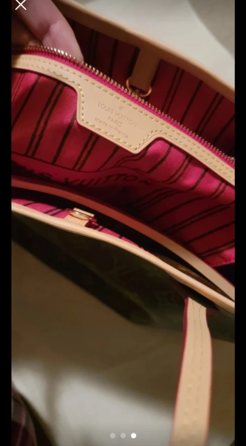 Louis Vuitton Neverfull MM Monogram Tote Bag - photo 4