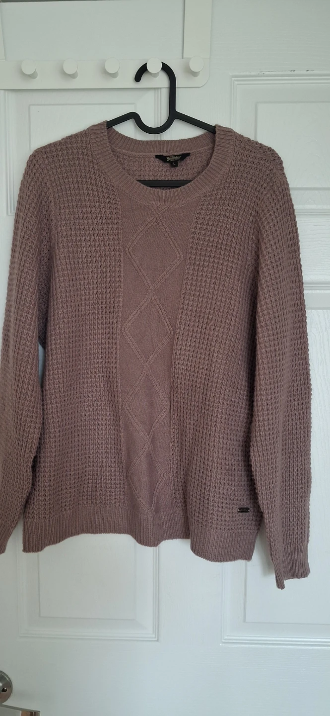 Sweaters available - photo 3