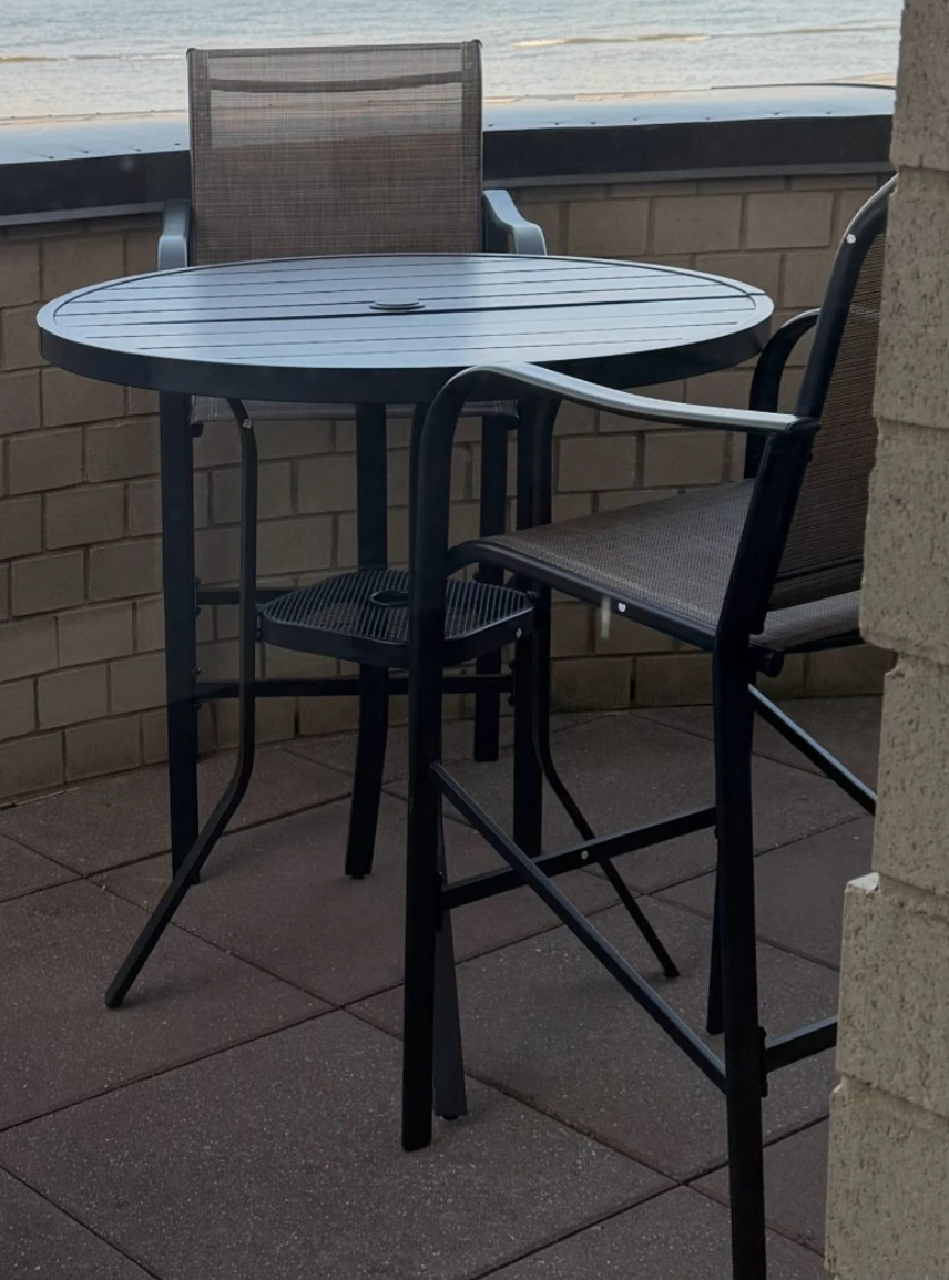 Round Metal Patio Bistro Set with 2 Chairs
