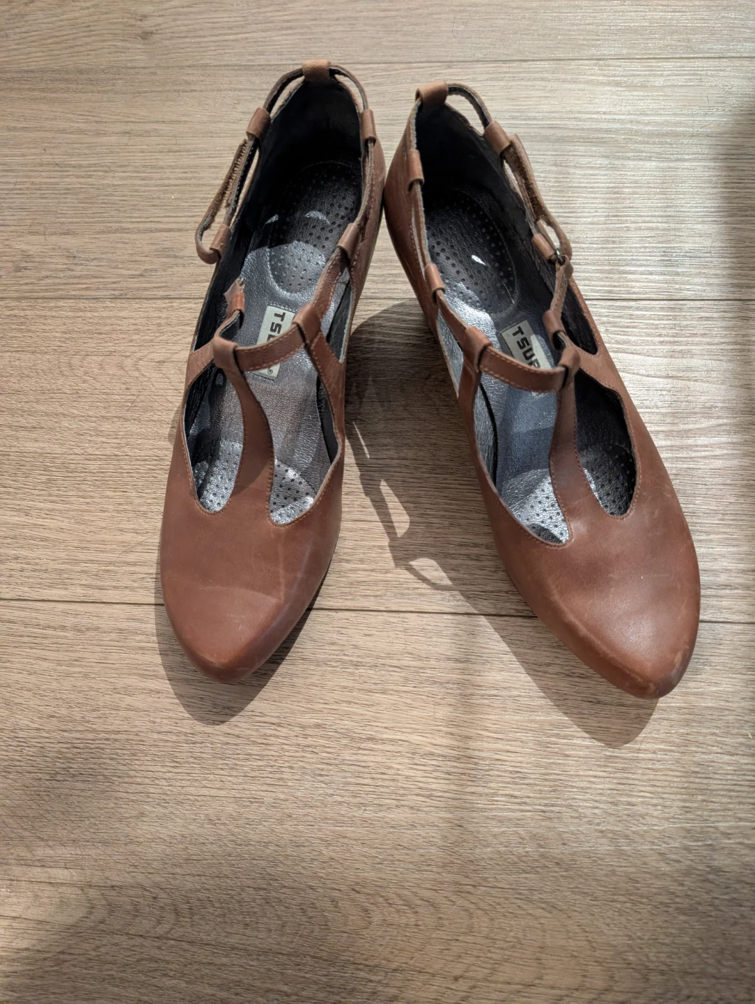 Tsubo Brown Leather T-Strap Heels