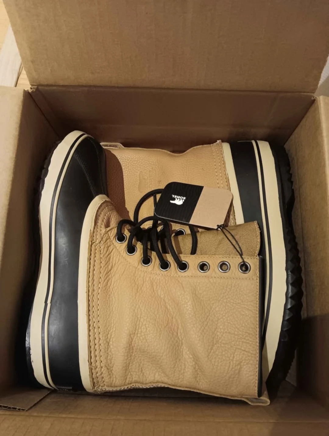 Bnwt 9 SOREL Men's Tan Waterproof Lace-Up Boots