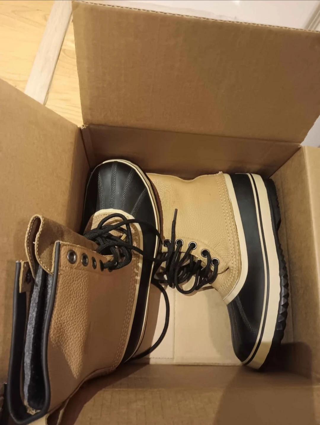 Bnwt 9 SOREL Men's Tan Waterproof Lace-Up Boots - photo 2