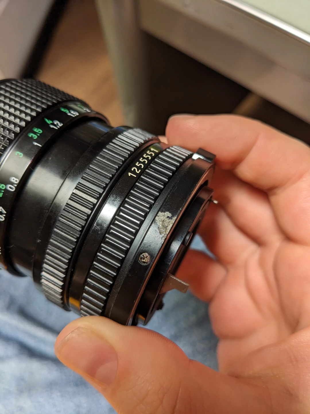 Canon FD Mount 35-70mm f3.5-4.5 Macro Zoom Lens - photo 4