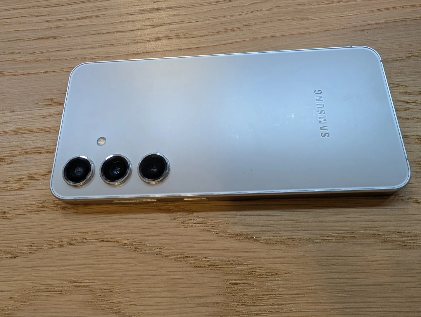 Samsung Galaxy S24.