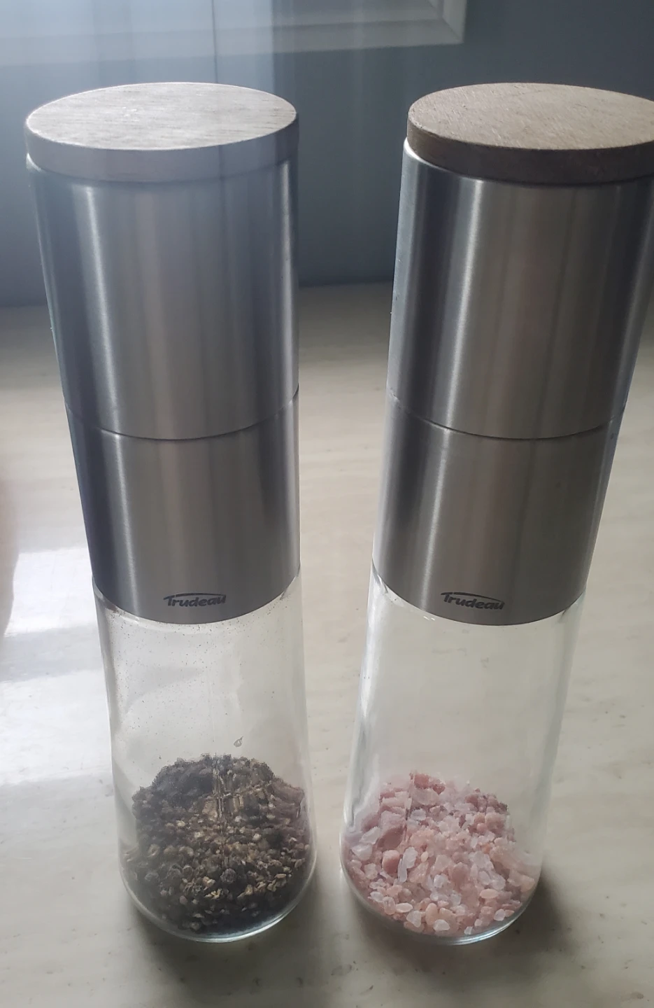 Trudeau Salt and Pepper Mill Set