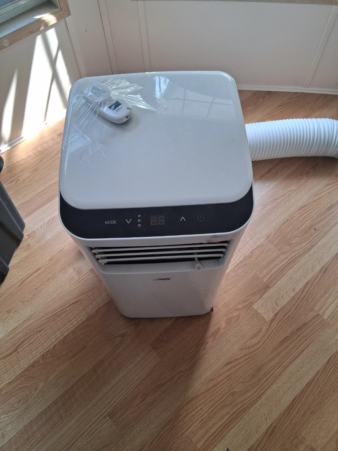 Arctic King Portable Air Conditioner with Remote - photo 2