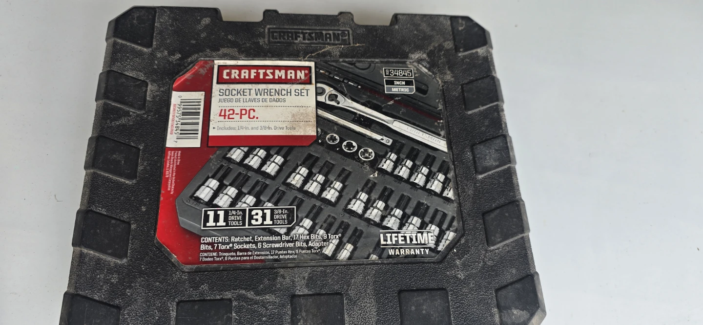 Craftsman 42-Piece Socket Wrench Set