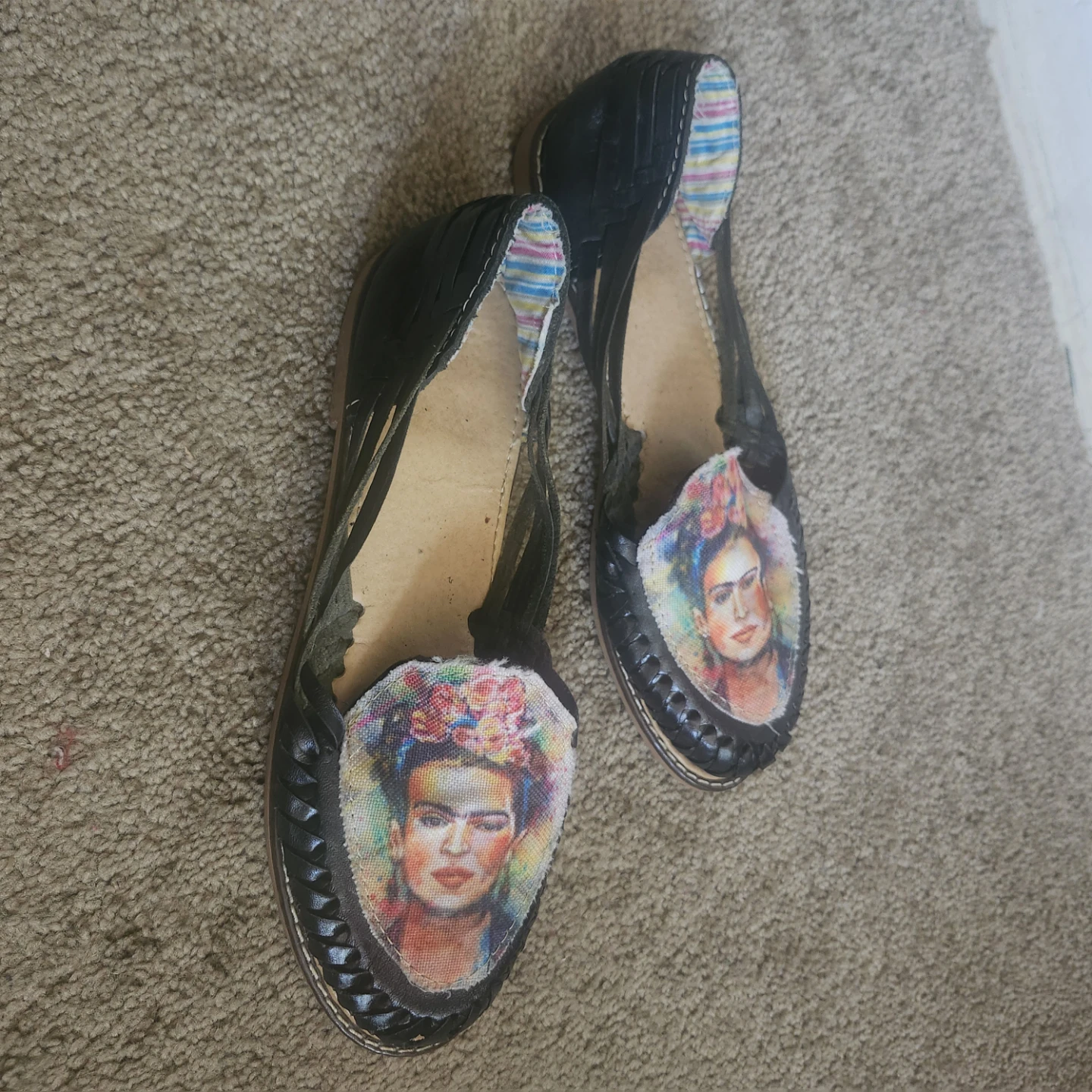 Women's shoes