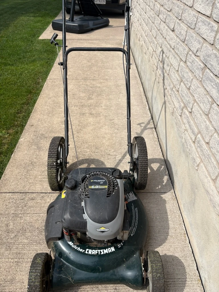 Push lawnmower