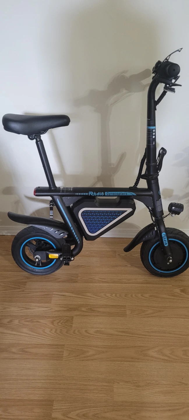 POPULAR BRAND NEW CHEAP!! Radi8 Electric Scooter - Black