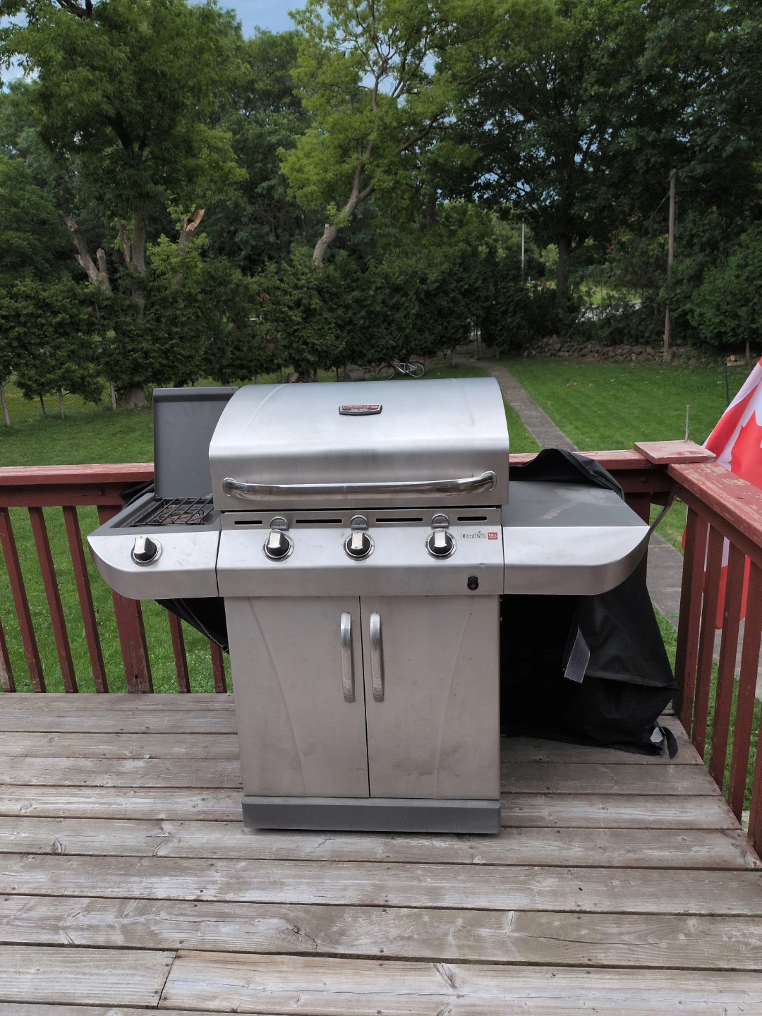 Char-Broil 4-Burner Gas Grill - photo 2