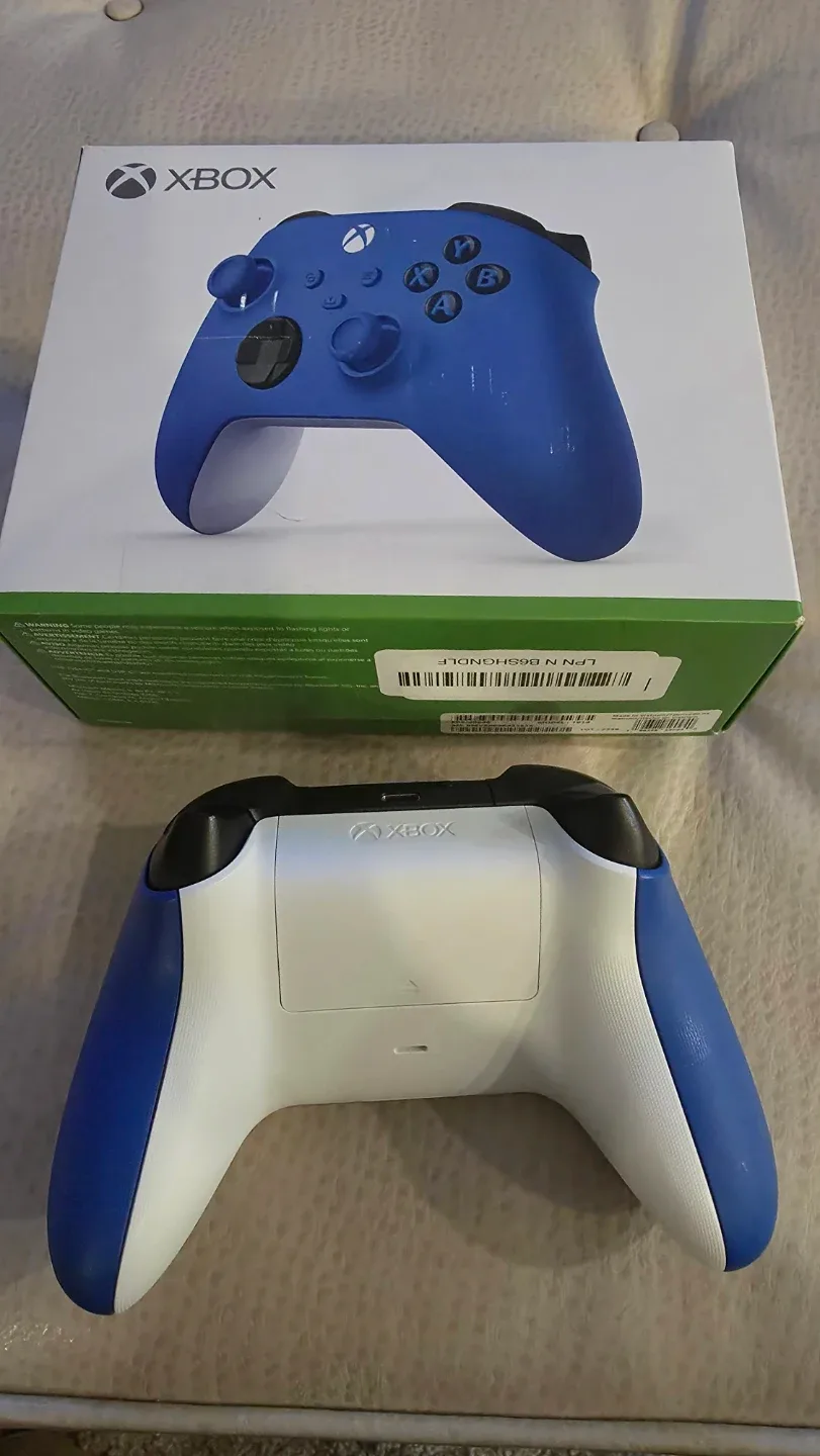 Xbox Wireless Controller - Blue - photo 2