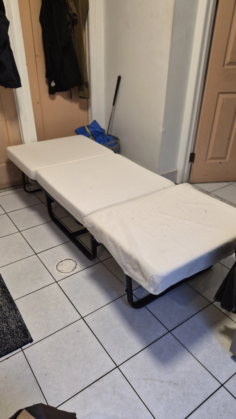 Folding bed