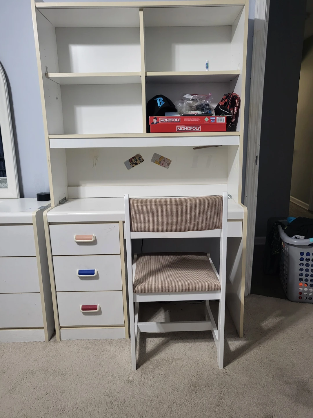 White Bedroom Set with Desk and Drawers - photo 4