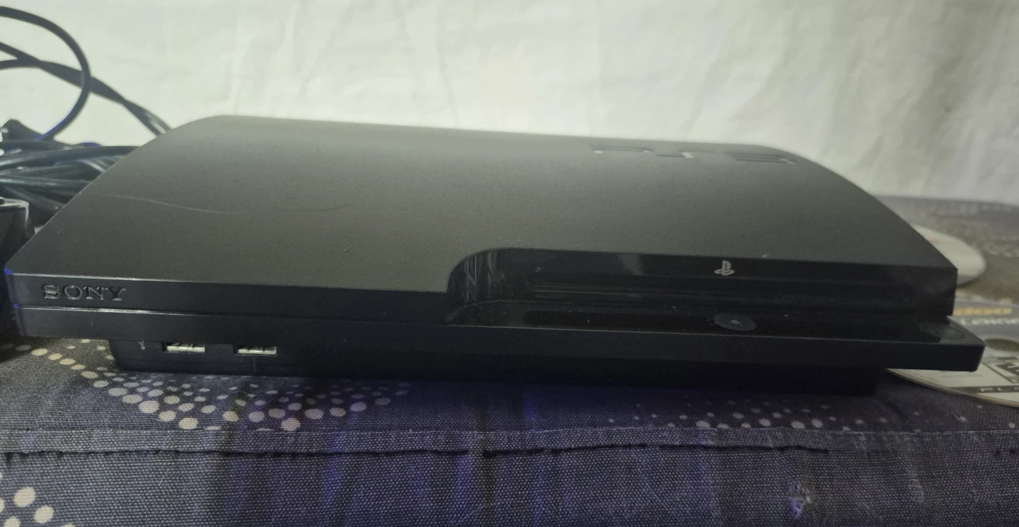 Sony PlayStation 3 Slim Console with Controller