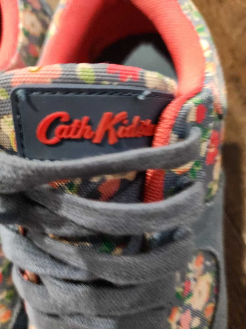 Rare Cath Kidston Floral Sneakers (women's 8 - 8.5) - photo 3