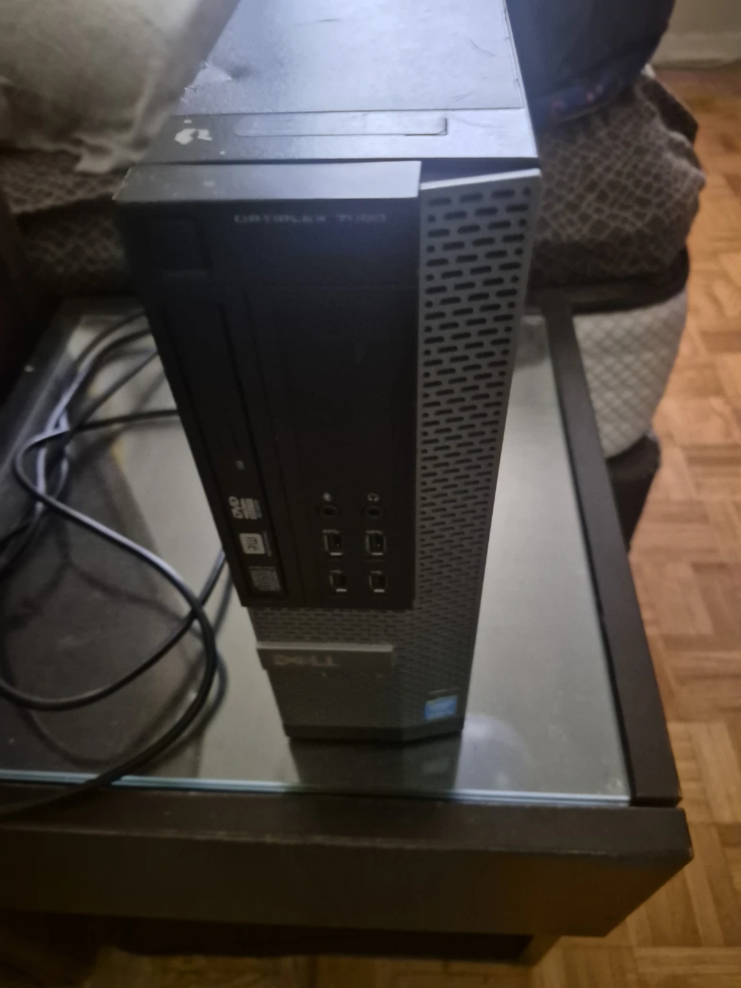 Dell OptiPlex 7020 Desktop Computer