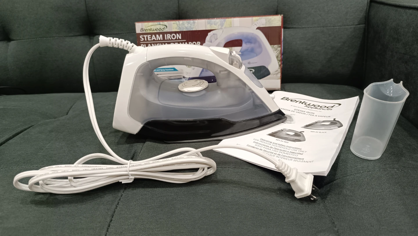 Brentwood Steam Iron