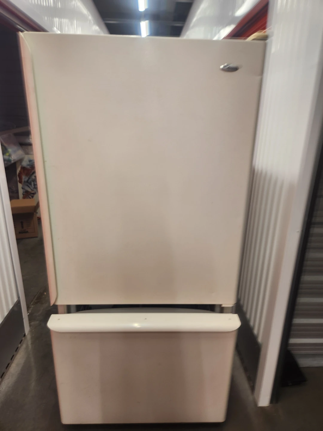 Amana Bottom Freezer Refrigerator
