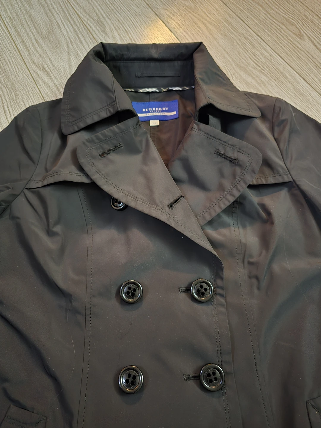Burberry Trench Coat - photo 2