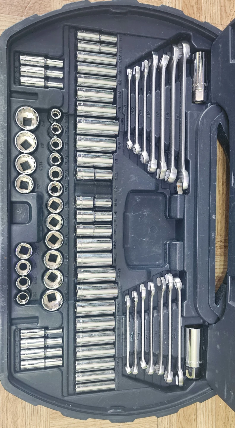 Mastercraft Socket and Wrench Set - photo 2