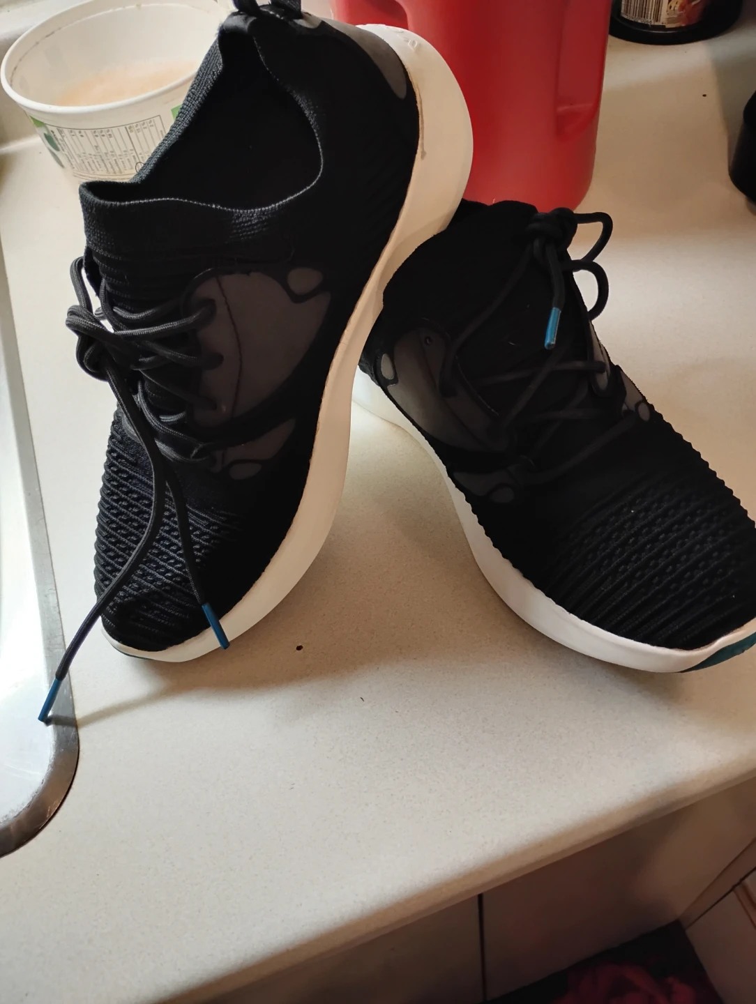 VESSI SHOES.Size M9