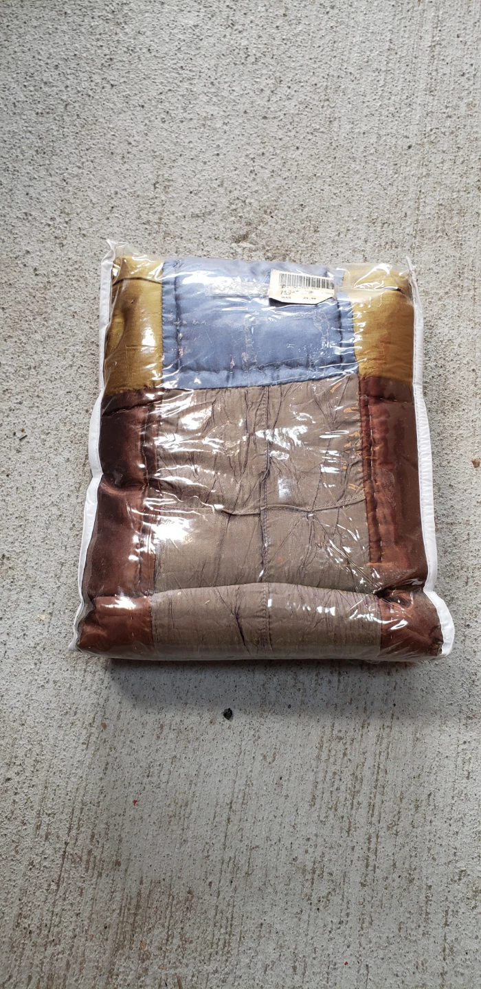 4 NewCharming Autumn Heights large pillow shams - photo 4