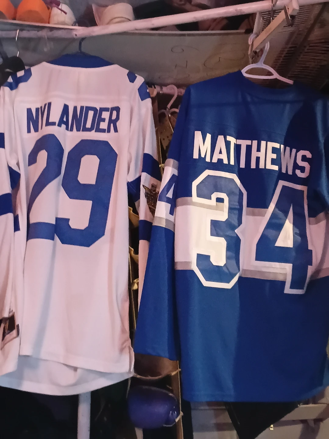 Toronto maple leafs NHL jerseys - photo 5