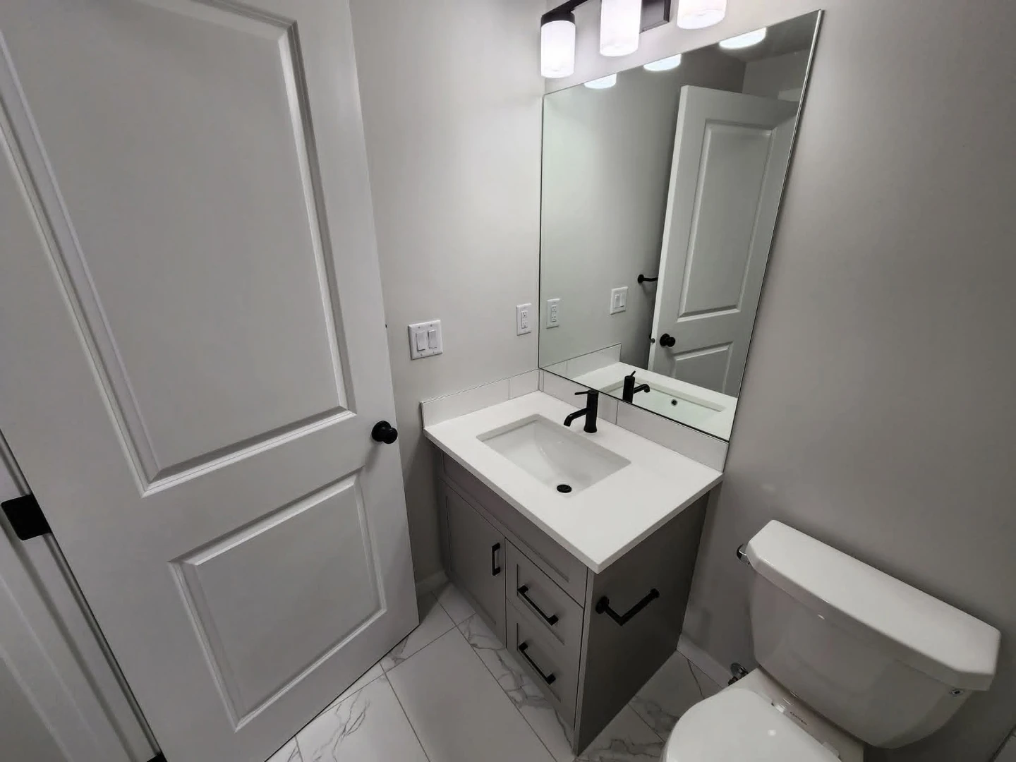 Basement for Rent - photo 3
