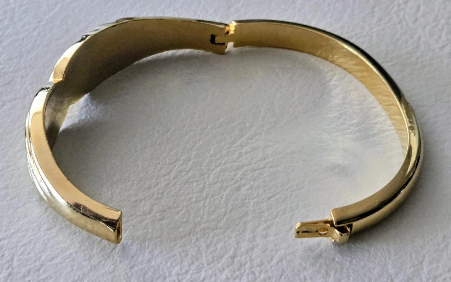 Vintage Gold Plated Hinged Bangel Bracelet - photo 4