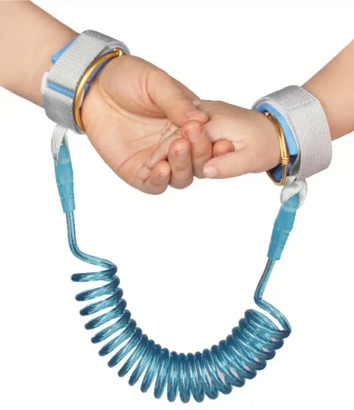 (BRAND NEW) Anti-Lost Wristband Retractable Leash for Kids