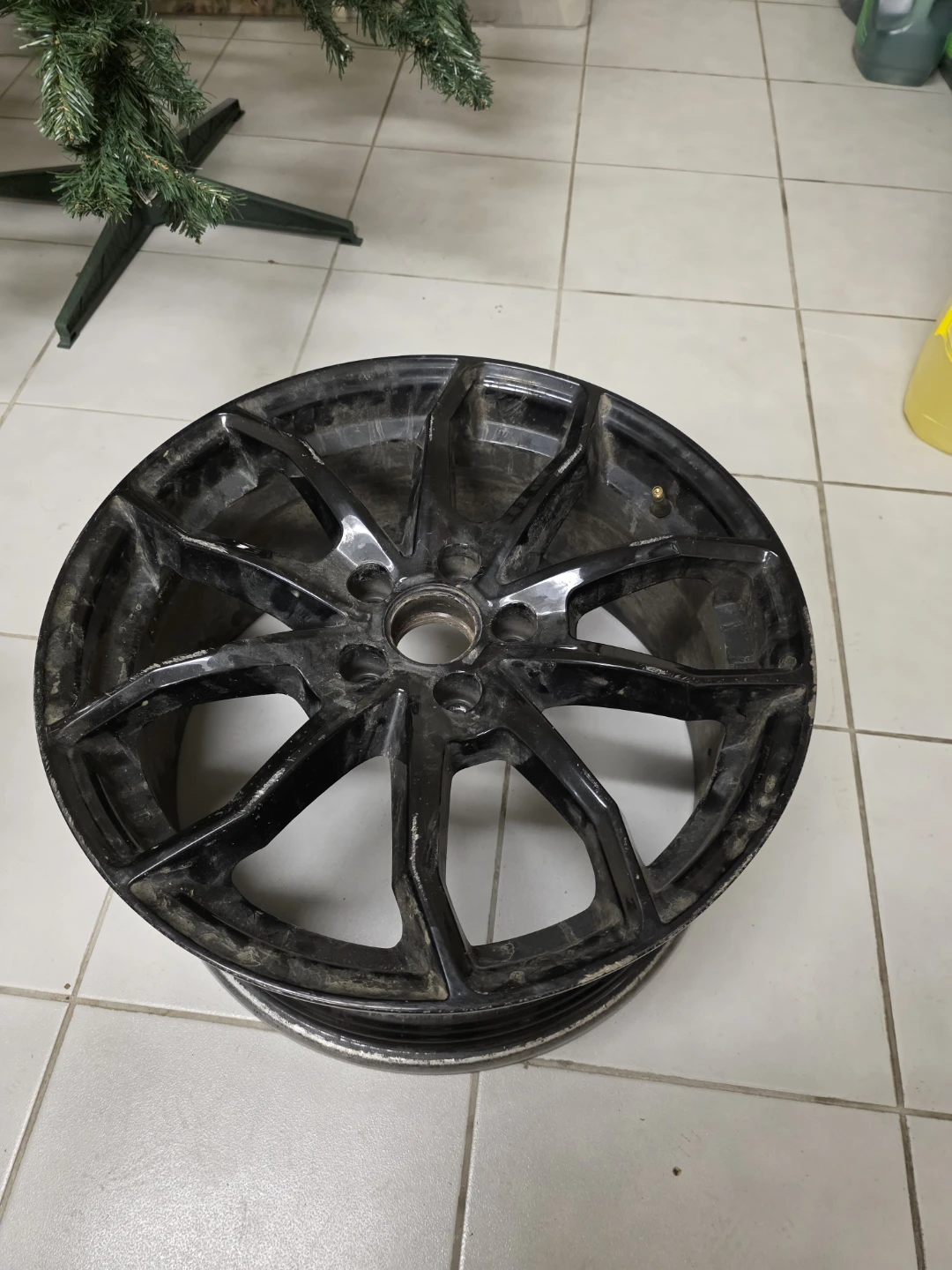 Black Alloy Wheel Rim