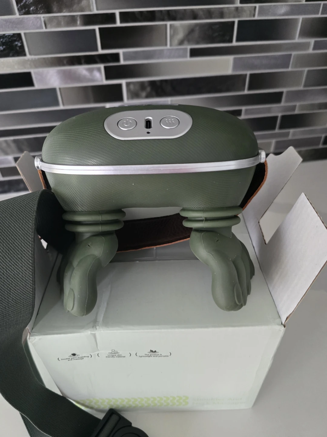 Neck Massager with Heating Function - photo 4