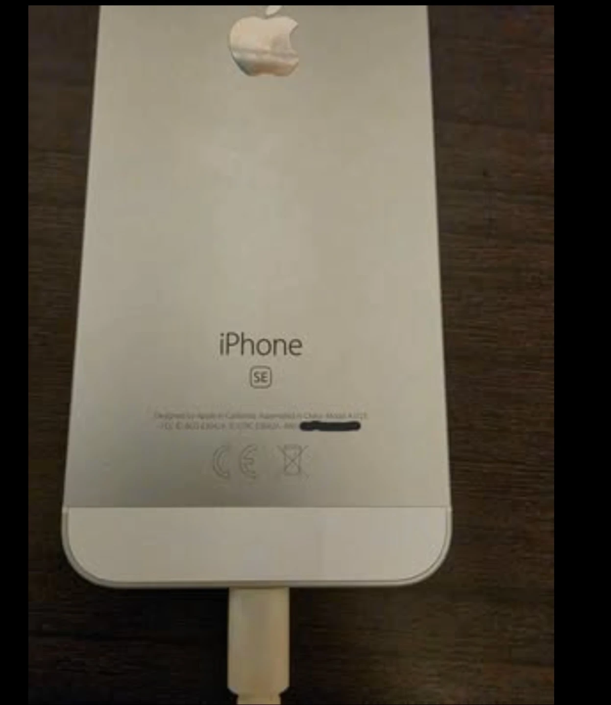 iPhone SE from 2016 for collection - photo 3