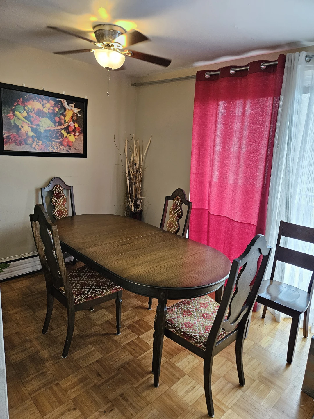 Dining Table Set with 4 Chairs