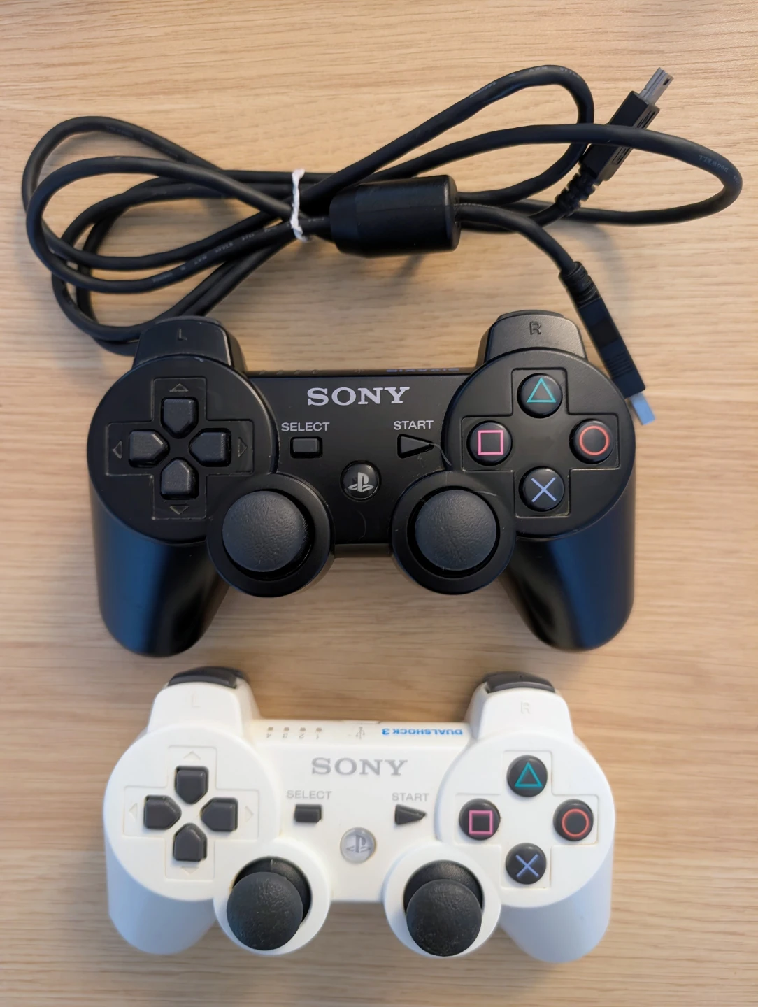 PS3 Slim 320GB + 5 games - photo 2