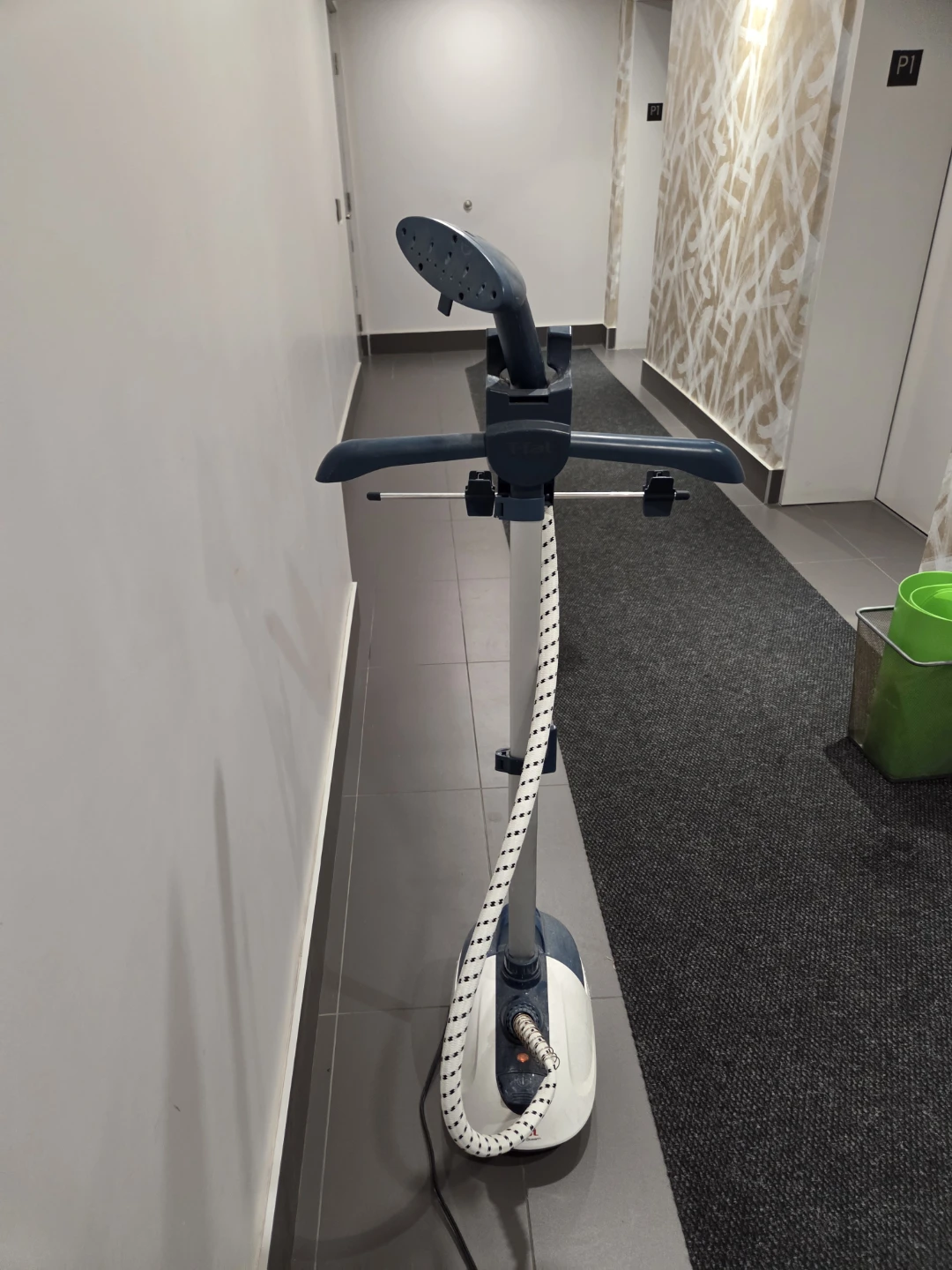 T-fal Instant Steam Garment Steamer - photo 5