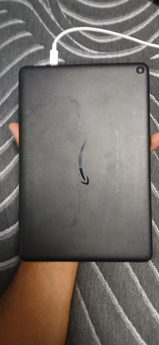Amazon Fire HD 10 Tablet - photo 2