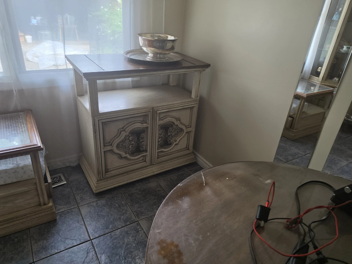 Dining Room Furniture - photo 4