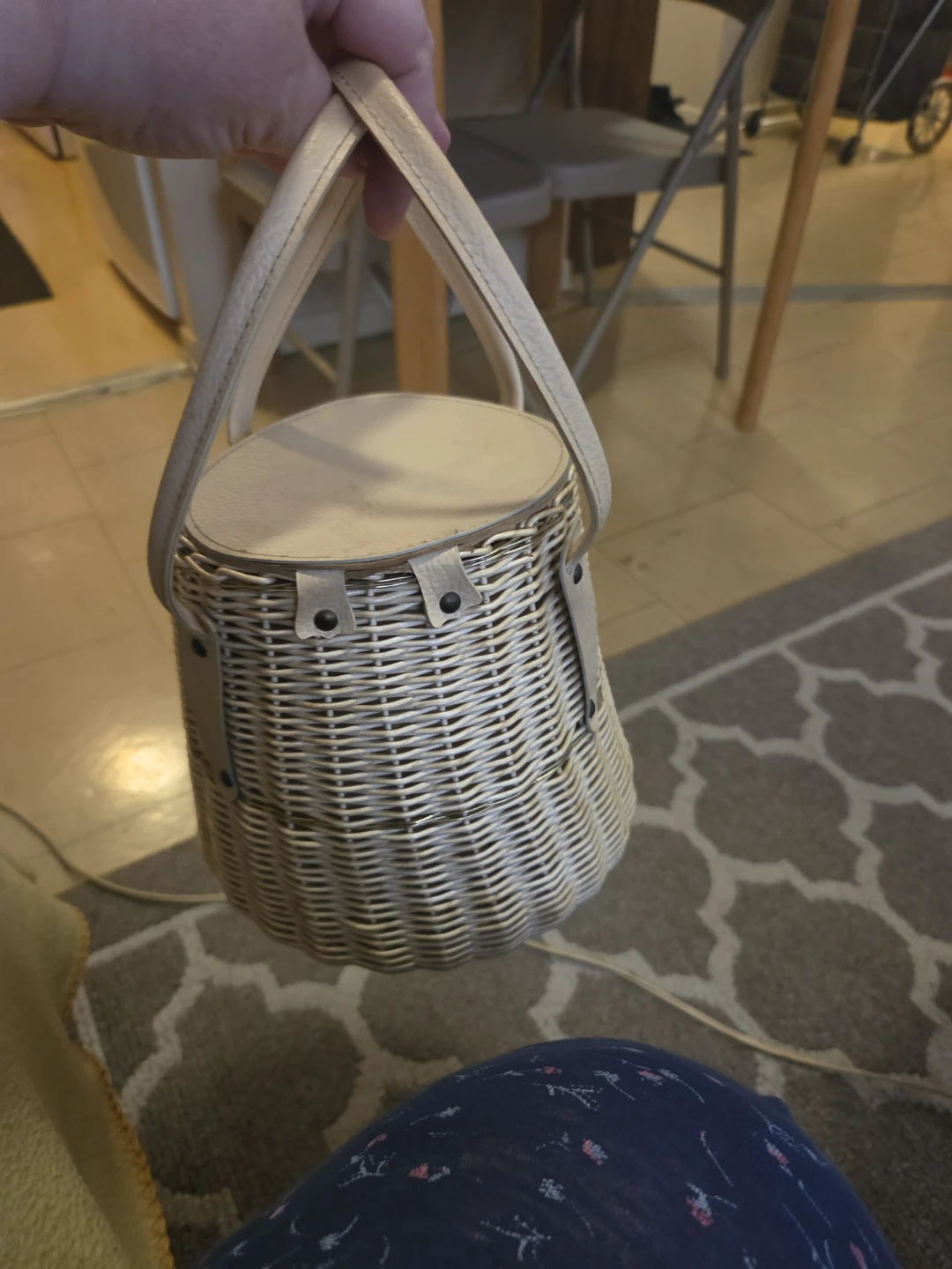 Vintage Wicker Handbag - photo 2