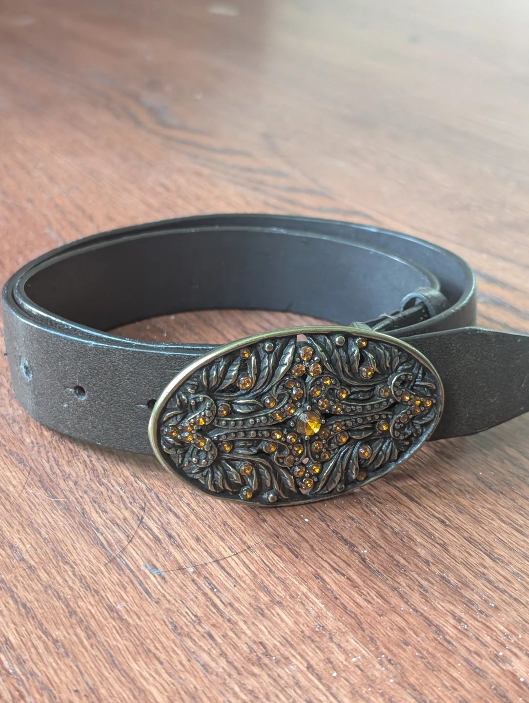 Rhinestone Oval Buckle Belt