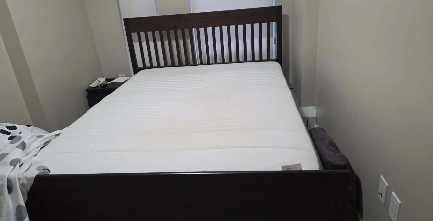 Dark Wood Slat Headboard Bed Frame