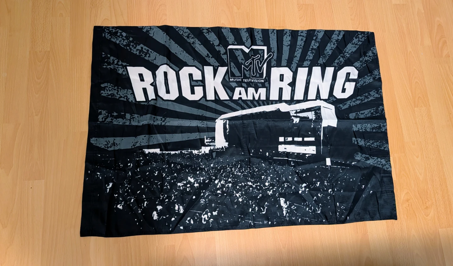 MTV Rock AM Ring Flag